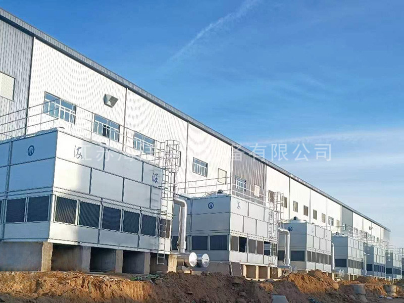 逆流闭式冷却塔